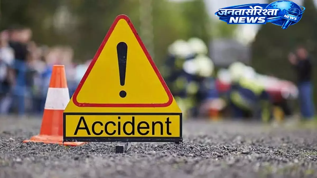 Palghar : हाईवे पर चांदी से भरी वैन पलटी, 17.66 करोड़ की खेप ले जाई जा रही थी Palghar : हाईवे पर चांदी से भरी वैन पलटी, 17.66 करोड़ की खेप ले जाई जा रही थी