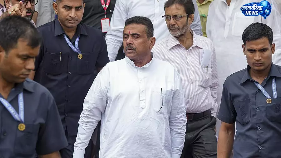 Suvendu अधिकारी ने नंदीग्राम सीट से दिया इस्तीफा, भवानीपुर सीट अपने पास रखने का फैसला Suvendu अधिकारी ने नंदीग्राम सीट से दिया इस्तीफा, भवानीपुर सीट अपने पास रखने का फैसला