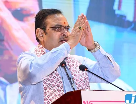 राजस्थान के मुख्यमंत्री ने भिवाड़ी में राज्य के पहले सेमीकंडक्टर क्लस्टर का किया उद्घाटन राजस्थान के मुख्यमंत्री ने भिवाड़ी में राज्य के पहले सेमीकंडक्टर क्लस्टर का किया उद्घाटन