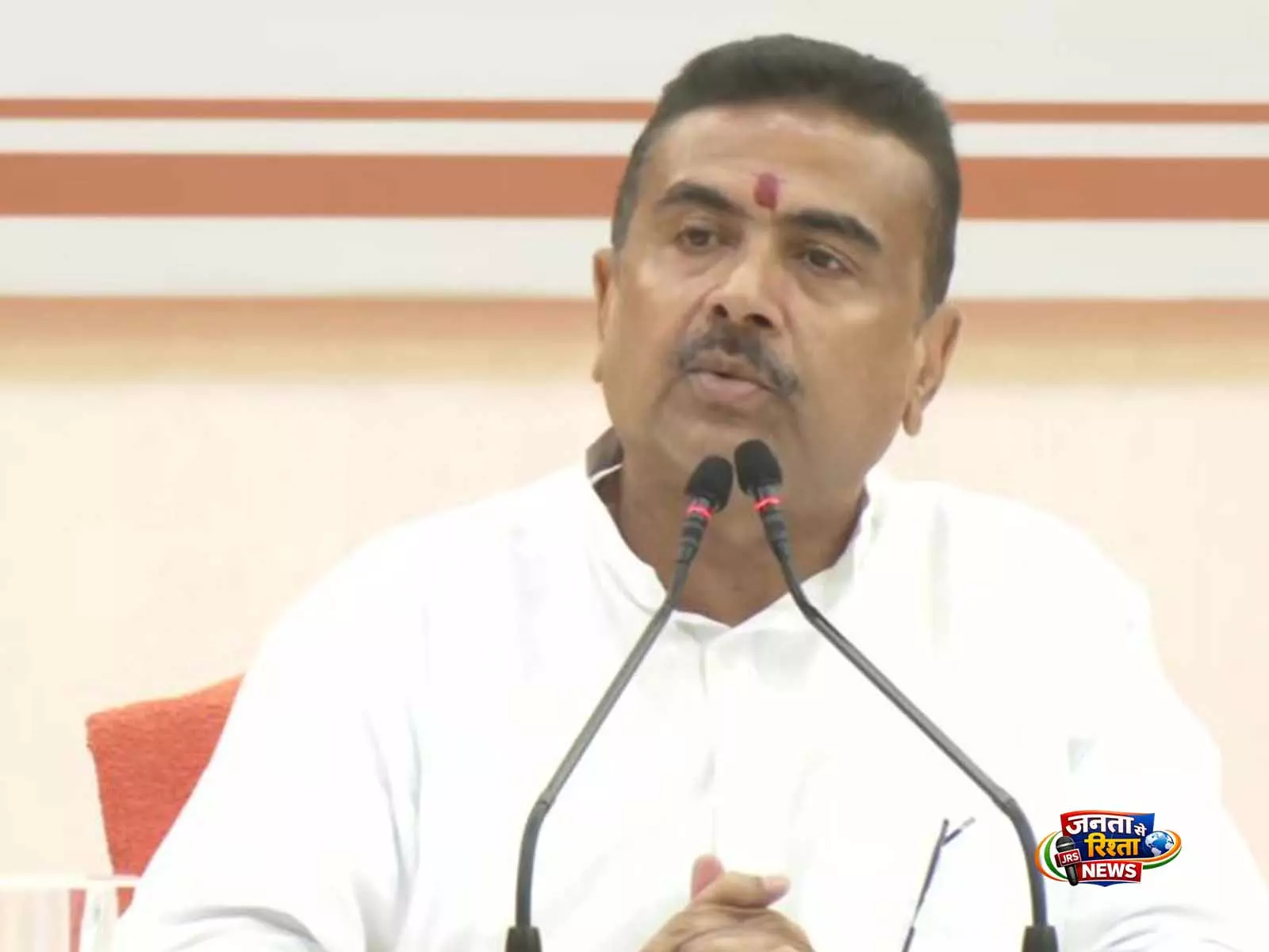 CM सुवेंदु अधिकारी का एक्शन, RG Kar मामले में पूर्व कोलकाता CP समेत 3 अफसर निलंबित CM सुवेंदु अधिकारी का एक्शन, RG Kar मामले में पूर्व कोलकाता CP समेत 3 अफसर निलंबित