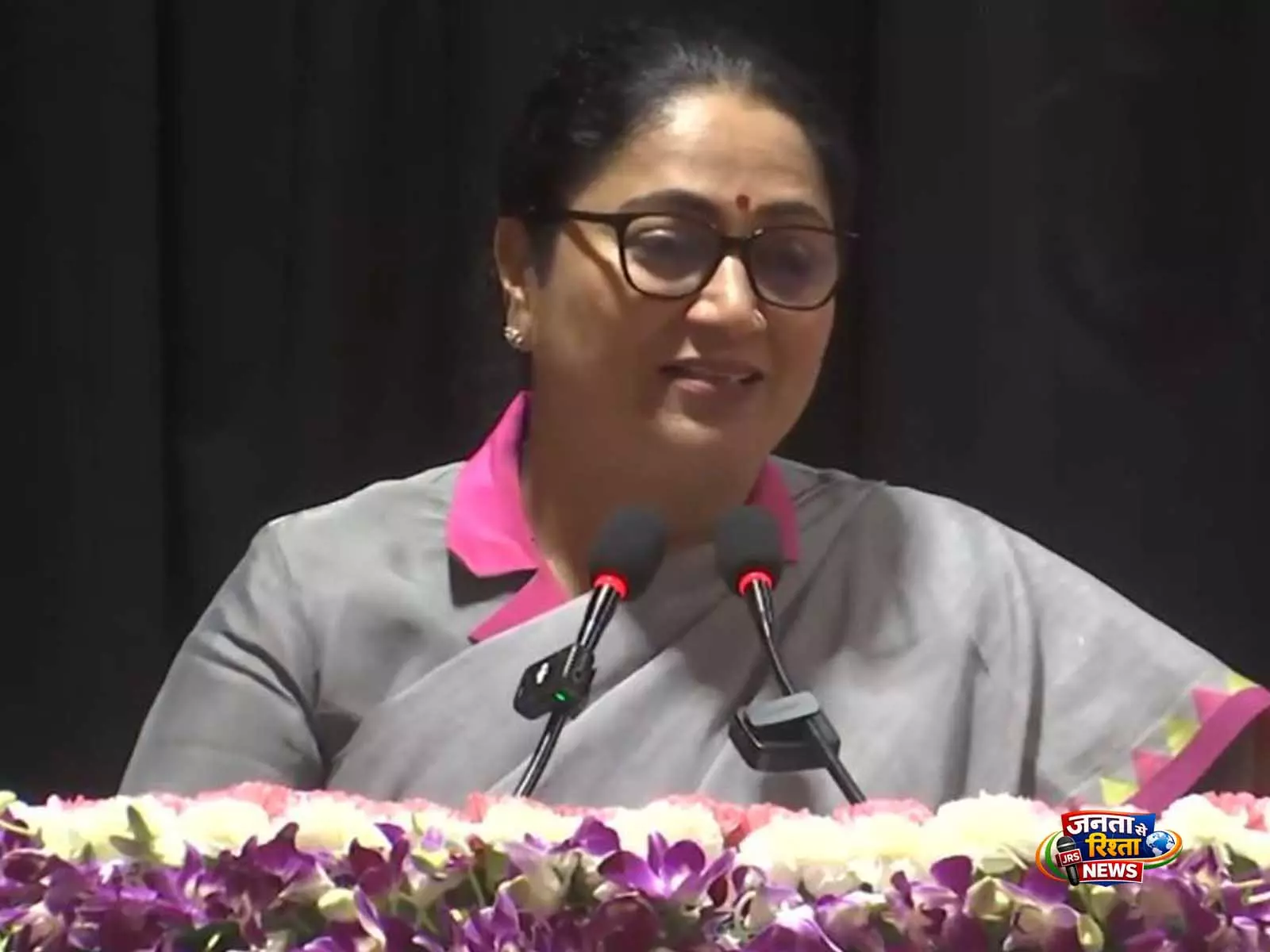 दिल्ली CM रेखा गुप्ता ने NDMC के दिवंगत कर्मचारियों के परिजनों को नियुक्ति पत्र सौंपे दिल्ली CM रेखा गुप्ता ने NDMC के दिवंगत कर्मचारियों के परिजनों को नियुक्ति पत्र सौंपे