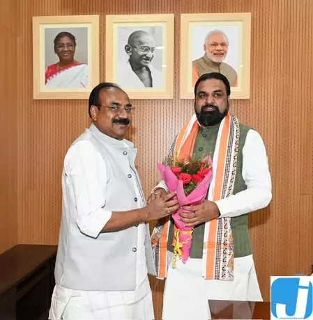विधानसभा के मुख्य सचेतक संजीव चौरसिया और मुख्य सचेतक मंजीत कुमार सिंह बनाए गए विधानसभा के मुख्य सचेतक संजीव चौरसिया और मुख्य सचेतक मंजीत कुमार सिंह बनाए गए