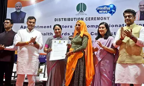 Delhi सीएम ने NDMC कर्मचारियों को नियुक्ति पत्र दिए