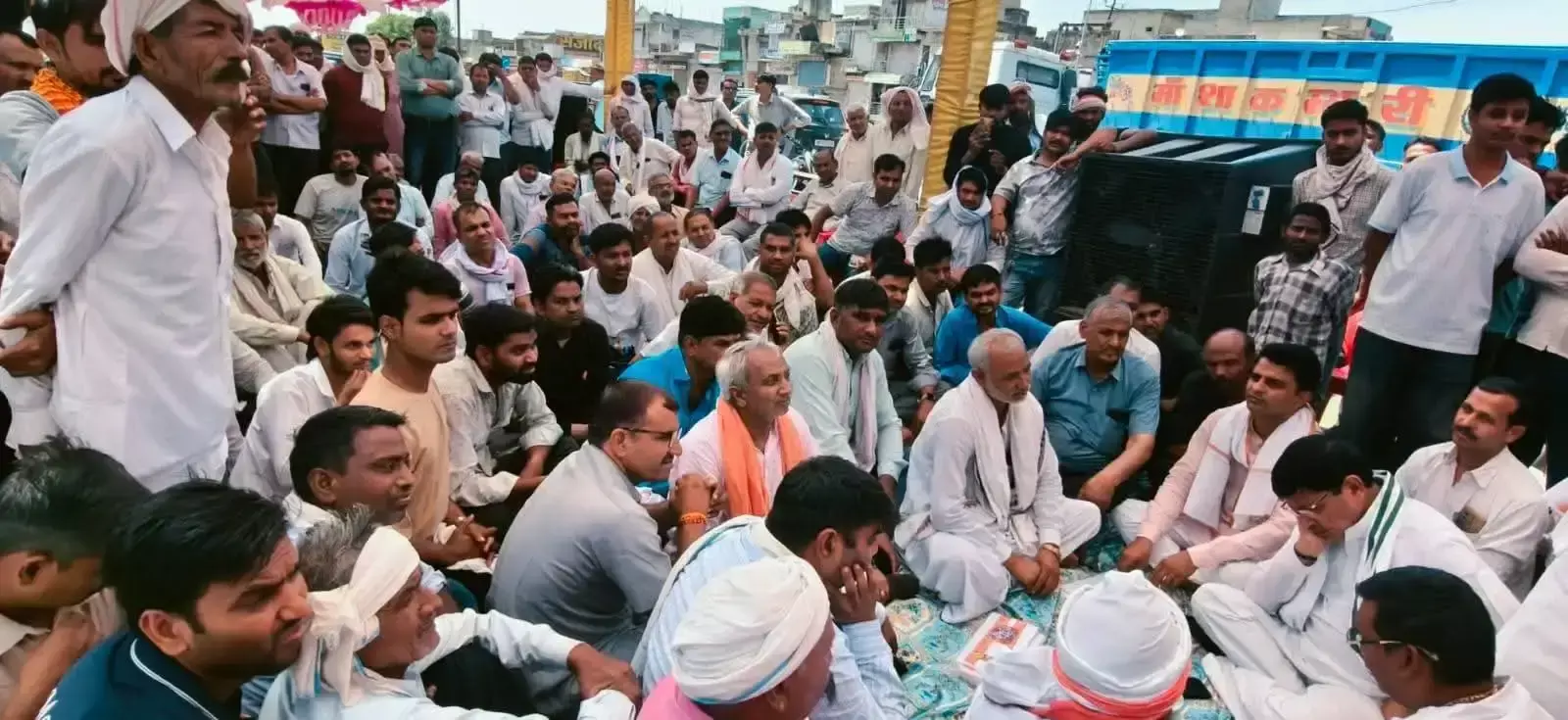 Dausa: व्यापारियों ने प्रशासन के खिलाफ जताया रोष Dausa: व्यापारियों ने प्रशासन के खिलाफ जताया रोष