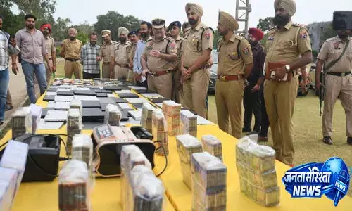 Punjab पुलिस ने सबसे बड़ा साइबर फ्रॉड पकड़ा, 132 गिरफ्तार Punjab पुलिस ने सबसे बड़ा साइबर फ्रॉड पकड़ा, 132 गिरफ्तार
