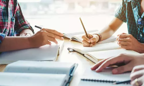 संपादकीय: RIP, लिबरल आर्ट्स कॉलेज। लिबरल आर्ट्स अमर रहें संपादकीय: RIP, लिबरल आर्ट्स कॉलेज। लिबरल आर्ट्स अमर रहें
