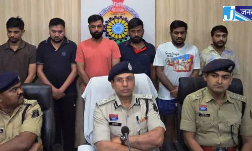 रायपुर के बड़े सट्टेबाज गोवा से गिरफ्तार, रायगढ़ पुलिस ने किराए के विला से दबोचा रायपुर के बड़े सट्टेबाज गोवा से गिरफ्तार, रायगढ़ पुलिस ने किराए के विला से दबोचा