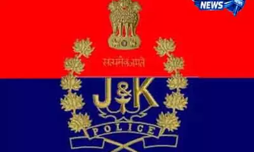 पुलिस ने Budgam में ड्रग तस्करों की संपत्तियां कुर्क कीं पुलिस ने Budgam में ड्रग तस्करों की संपत्तियां कुर्क कीं