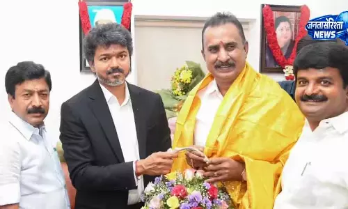 Chennai AIADMK के बागियों को कैबिनेट में जगह देना नैतिक रूप से गलत: VCK