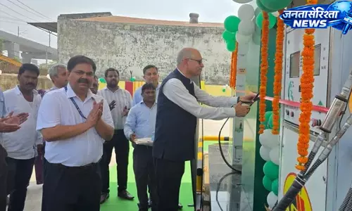 पटना में नए CNG स्टेशन का शुभारंभ, स्वच्छ ईंधन को मिलेगा बढ़ावा पटना में नए CNG स्टेशन का शुभारंभ, स्वच्छ ईंधन को मिलेगा बढ़ावा