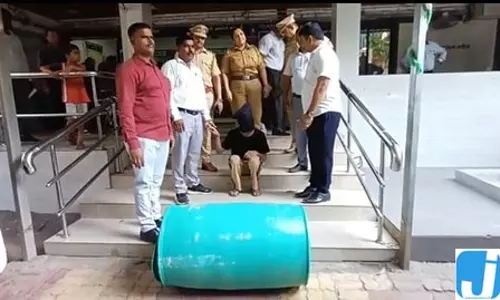 महिला ने पति और भाई के साथ मिलकर की दोस्त की हत्या, शव ड्रम से बरामद