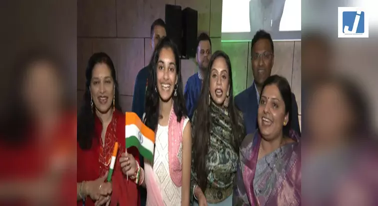 नीदरलैंड में पीएम मोदी का भारतीय प्रवासियों ने किया स्वागत, द हेग में गूंजे भोजपुरी गीत और हर-हर मोदी के नारे नीदरलैंड में पीएम मोदी का भारतीय प्रवासियों ने किया स्वागत, द हेग में गूंजे भोजपुरी गीत और हर-हर मोदी के नारे