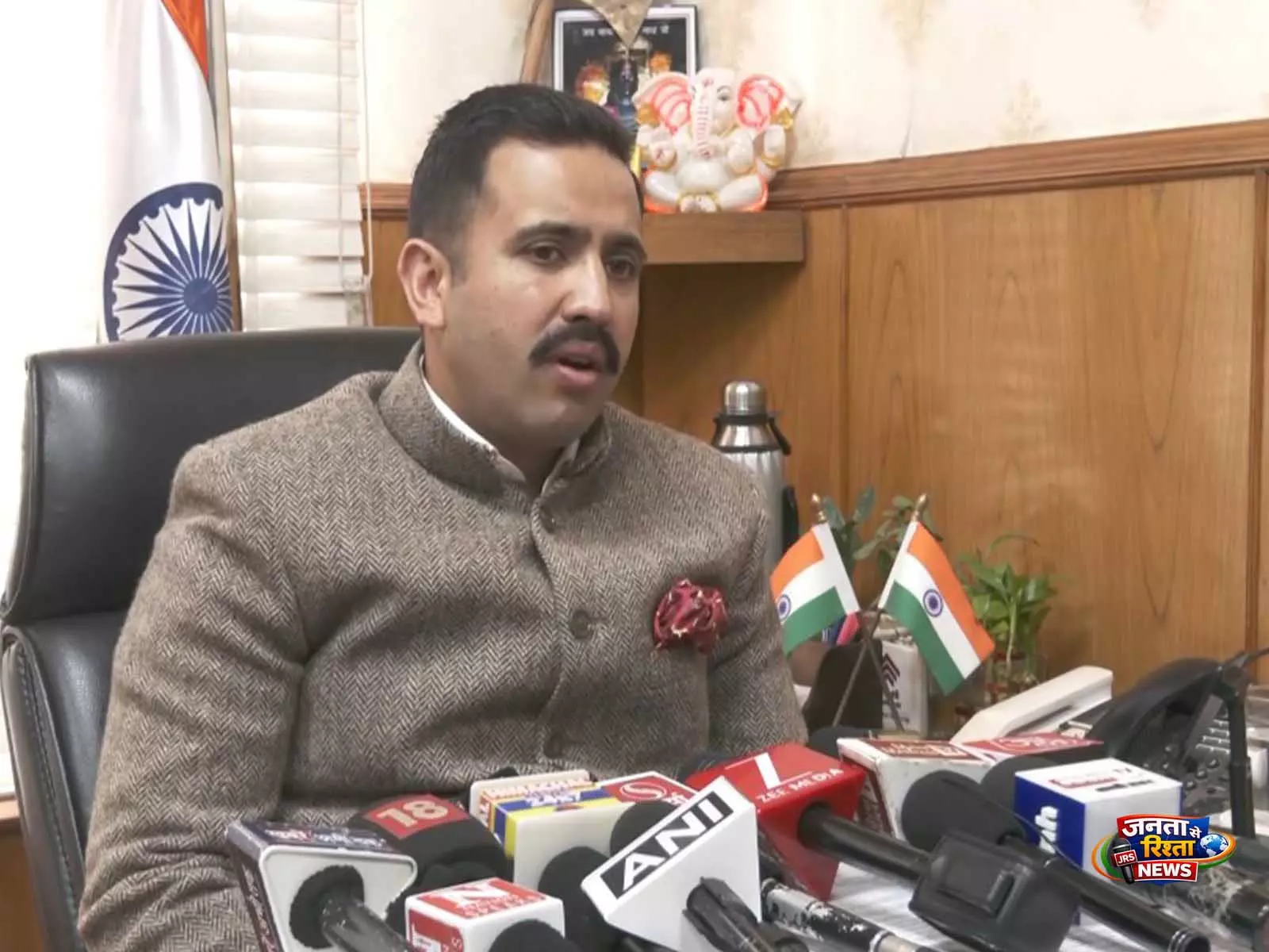 ईंधन और बिटुमिन कीमतों में बढ़ोतरी से काम प्रभावित, ठेकेदारों ने रोकी परियोजनाएं: Vikramaditya Singh ईंधन और बिटुमिन कीमतों में बढ़ोतरी से काम प्रभावित, ठेकेदारों ने रोकी परियोजनाएं: Vikramaditya Singh