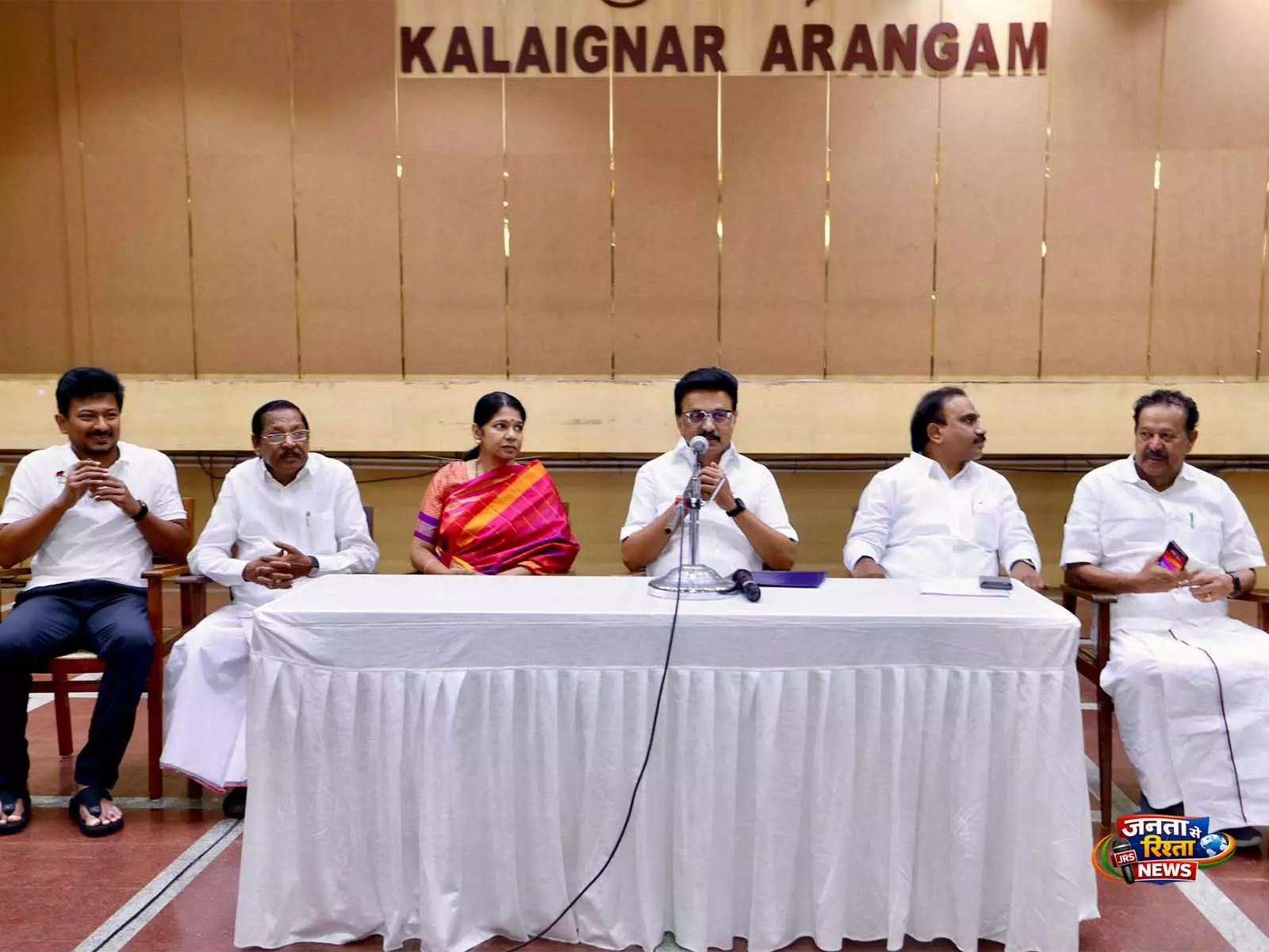 MK स्टालिन ने 38-सदस्यीय समिति का गठन किया, तमिलनाडु चुनाव परिणामों की ज़मीनी स्तर पर समीक्षा की मांग की MK स्टालिन ने 38-सदस्यीय समिति का गठन किया, तमिलनाडु चुनाव परिणामों की ज़मीनी स्तर पर समीक्षा की मांग की