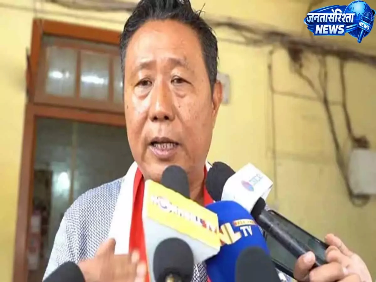 Nagaland : दीमापुर चेयरपर्सन के खिलाफ अविश्वास प्रस्ताव, सियासी हलचल Nagaland : दीमापुर चेयरपर्सन के खिलाफ अविश्वास प्रस्ताव, सियासी हलचल