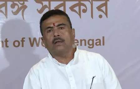 सुवेंदु अधिकारी ने डायमंड हार्बर में की कानून-व्यवस्था की समीक्षा, कहा- तोड़फोड़ करने वालों की संपत्ति से वसूली होगी सुवेंदु अधिकारी ने डायमंड हार्बर में की कानून-व्यवस्था की समीक्षा, कहा- तोड़फोड़ करने वालों की संपत्ति से वसूली होगी