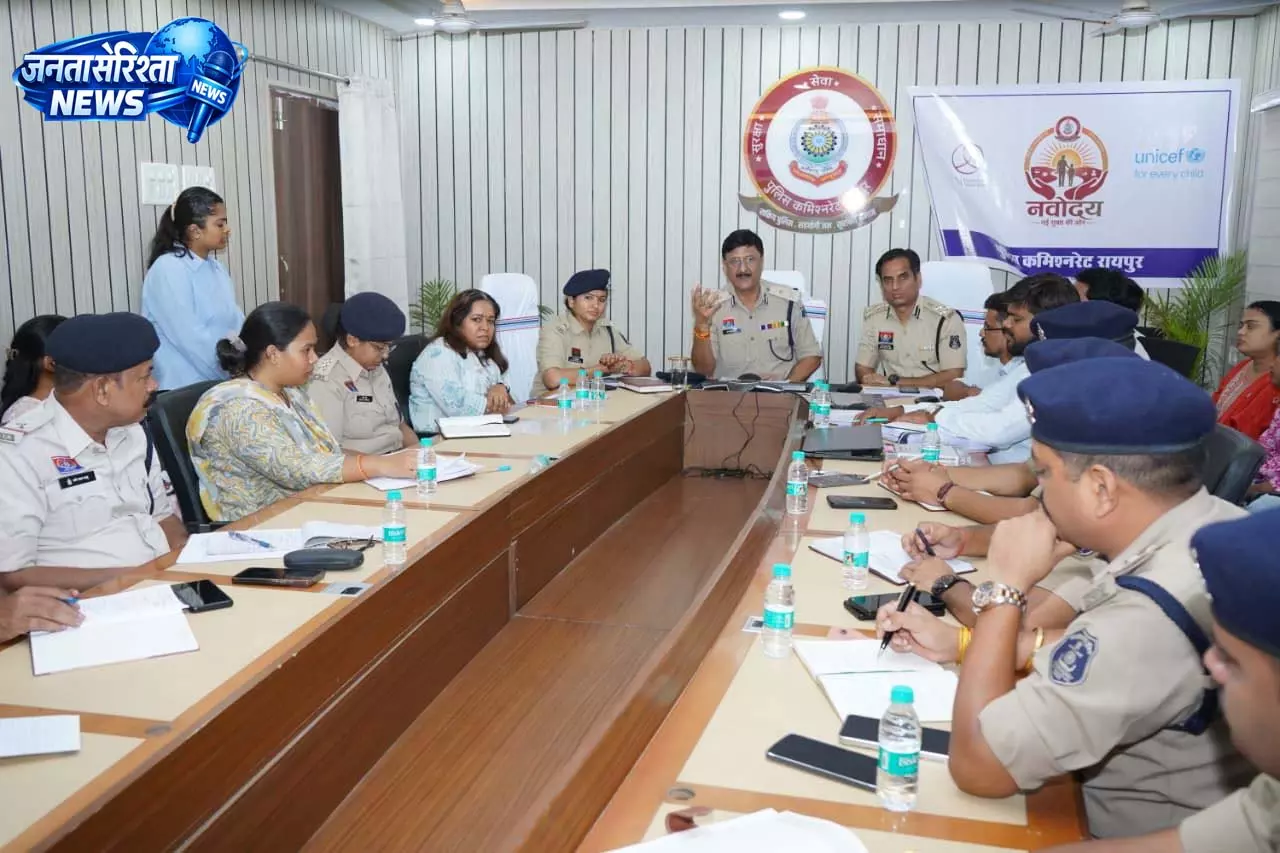 रायपुर में नवोदय-नई सुबह की ओर कार्यक्रम शुरू रायपुर में नवोदय-नई सुबह की ओर कार्यक्रम शुरू