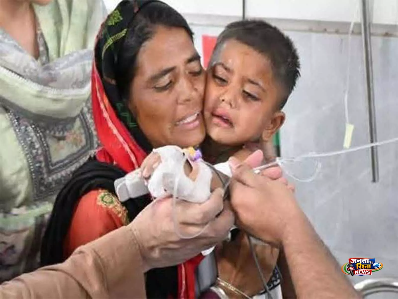 बोरवेल से 3 साल के बच्चे को बचाया, केंद्रीय मंत्री रवनीत सिंह बिट्टू ने की NDRF की सराहना बोरवेल से 3 साल के बच्चे को बचाया, केंद्रीय मंत्री रवनीत सिंह बिट्टू ने की NDRF की सराहना