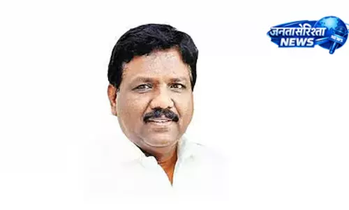 AIADMK विधायकों को मंत्री बनाए जाने की चर्चा पर उठे सवाल, डी. रविकुमार ने जताई आपत्ति AIADMK विधायकों को मंत्री बनाए जाने की चर्चा पर उठे सवाल, डी. रविकुमार ने जताई आपत्ति