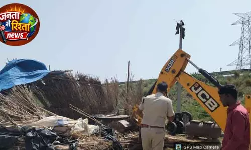 Nuh: सुरक्षा के लिए एक्सप्रेसवे किनारे ढाबों की कार्रवाई Nuh: सुरक्षा के लिए एक्सप्रेसवे किनारे ढाबों की कार्रवाई