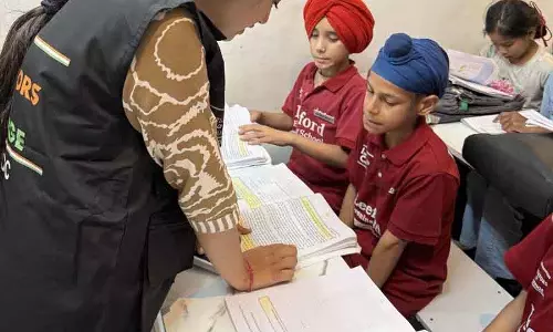 Ludhiana स्कूल के छात्र जरूरतमंदों को शिक्षा दे रहे