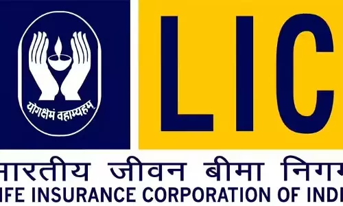 LIC डेथ क्लेम की राशि के लिए घुमाया, अब 9 लाख रुपए भुगतान के निर्देश LIC डेथ क्लेम की राशि के लिए घुमाया, अब 9 लाख रुपए भुगतान के निर्देश