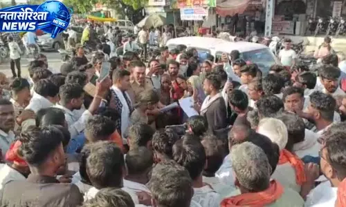 शव रखकर 4 घंटे किया जाम, ग्रामीण की मौत के बाद हत्या के आरोप शव रखकर 4 घंटे किया जाम, ग्रामीण की मौत के बाद हत्या के आरोप