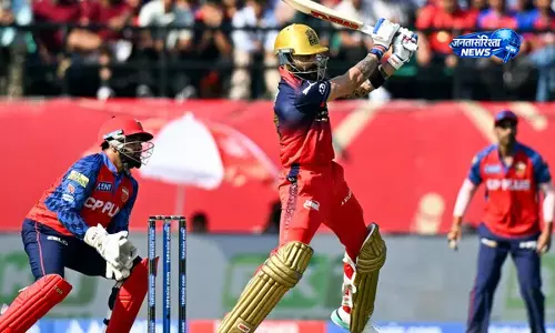 चहल ने कोहली को किया आउट, 157 रन पर RCB को तीसरा झटका