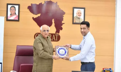 Gujarat CM भूपेंद्र पटेल ने जनगणना 2027 के लिए स्व-गणना प्रक्रिया का औपचारिक रूप से किया शुभारंभ Gujarat CM भूपेंद्र पटेल ने जनगणना 2027 के लिए स्व-गणना प्रक्रिया का औपचारिक रूप से किया शुभारंभ