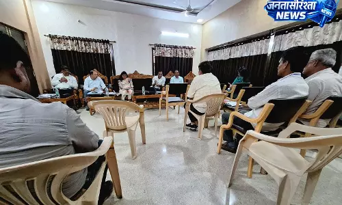 लोक निर्माण विभाग के सचिव ने सड़कों, पुलों और राष्ट्रीय राजमार्गों के निर्माण की प्रगति की समीक्षा की