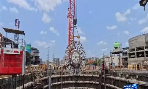 Mumbai बुलेट ट्रेन परियोजना के लिए भारत की सबसे बड़ी रेल सुरंग बोरिंग मशीन का कटरहेड नीचे उतारा गया