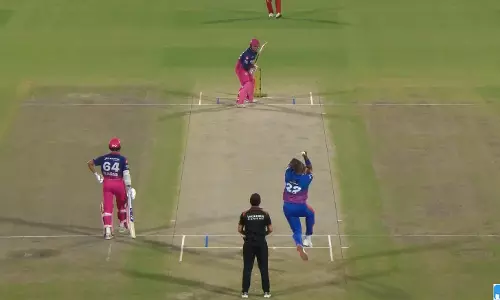 IPL 2026: राजस्थान रॉयल्स की तेज बल्लेबाजी जारी, 9.4 ओवर में 101/2