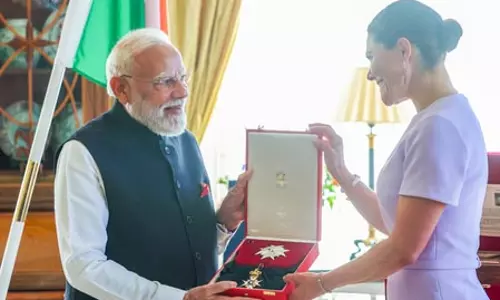 पीएम मोदी को स्वीडन का सर्वोच्च सम्मान ‘रॉयल ऑर्डर ऑफ द पोलर स्टार’ से नवाजा गया पीएम मोदी को स्वीडन का सर्वोच्च सम्मान ‘रॉयल ऑर्डर ऑफ द पोलर स्टार’ से नवाजा गया