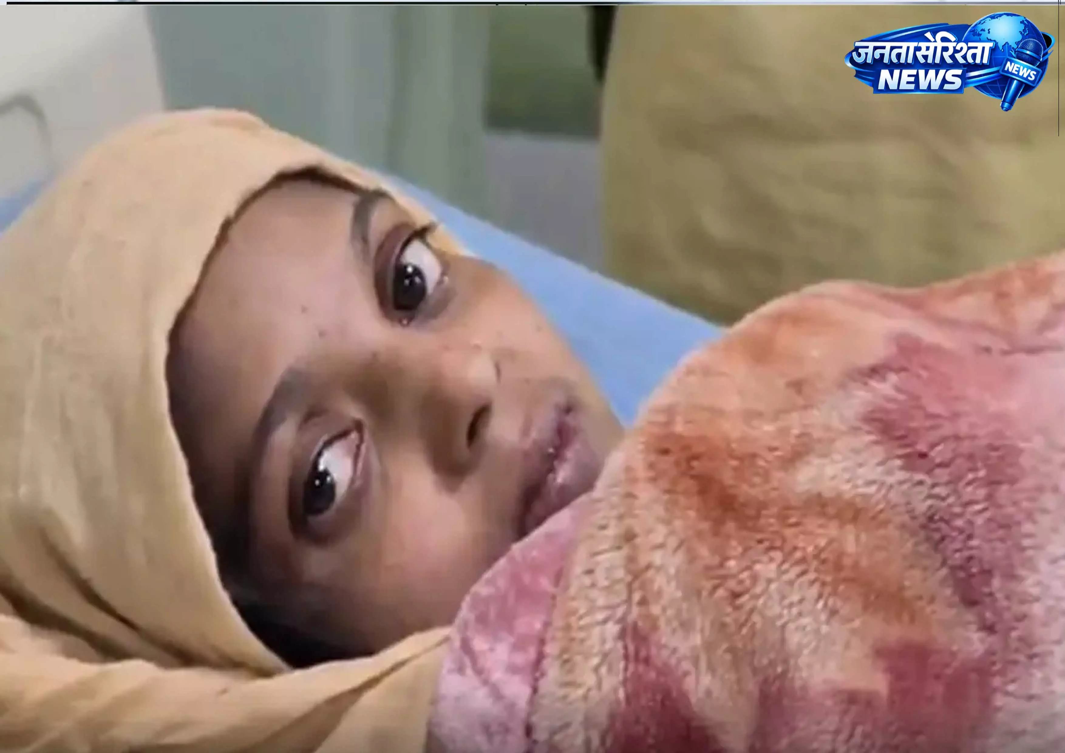 UP: महिला ने 5 दिनों में चार बच्चों को दिया जन्म, मेडिकल टीम ने स्थिति पर नजर रखी UP: महिला ने 5 दिनों में चार बच्चों को दिया जन्म, मेडिकल टीम ने स्थिति पर नजर रखी