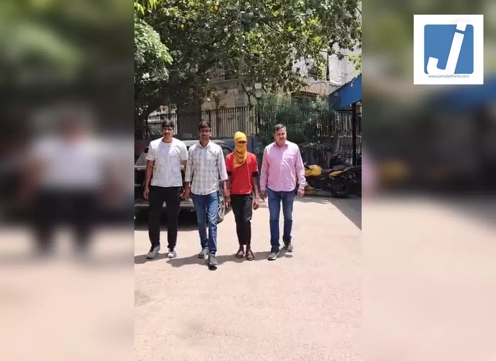 पुलिस की बड़ी कार्रवाई, ड्रग सप्लायर को किया गिरफ्तार, इतना गांजा बरामद पुलिस की बड़ी कार्रवाई, ड्रग सप्लायर को किया गिरफ्तार, इतना गांजा बरामद