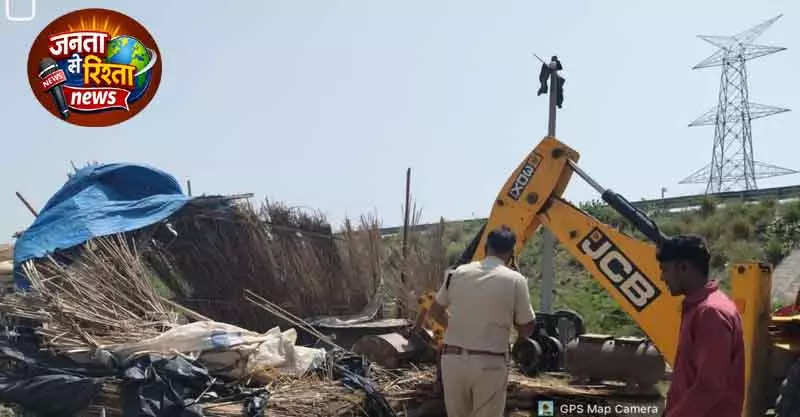 Nuh: सुरक्षा के लिए एक्सप्रेसवे किनारे ढाबों की कार्रवाई Nuh: सुरक्षा के लिए एक्सप्रेसवे किनारे ढाबों की कार्रवाई