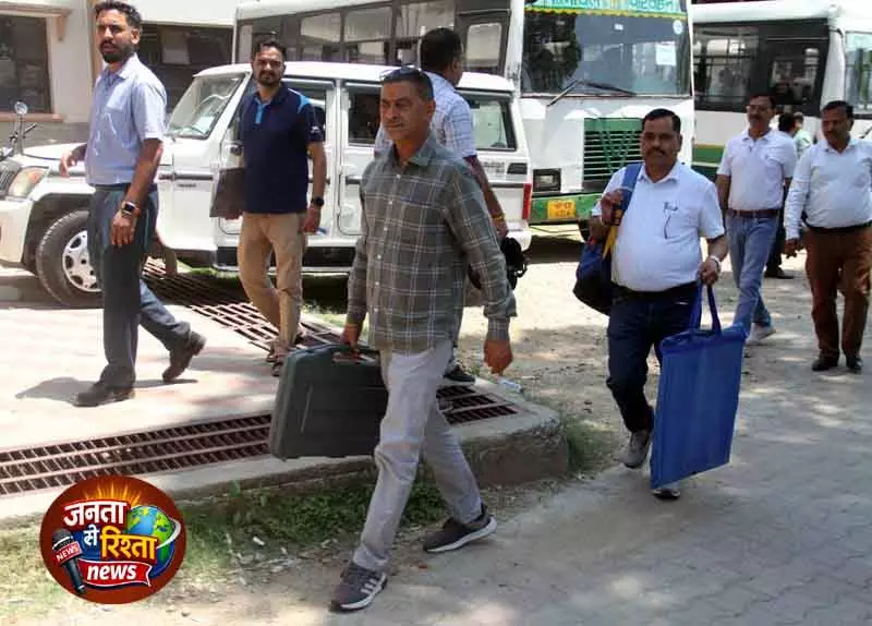 Himachal MC चुनाव: राज्यपाल ने जोश के साथ वोटिंग की अपील की Himachal MC चुनाव: राज्यपाल ने जोश के साथ वोटिंग की अपील की