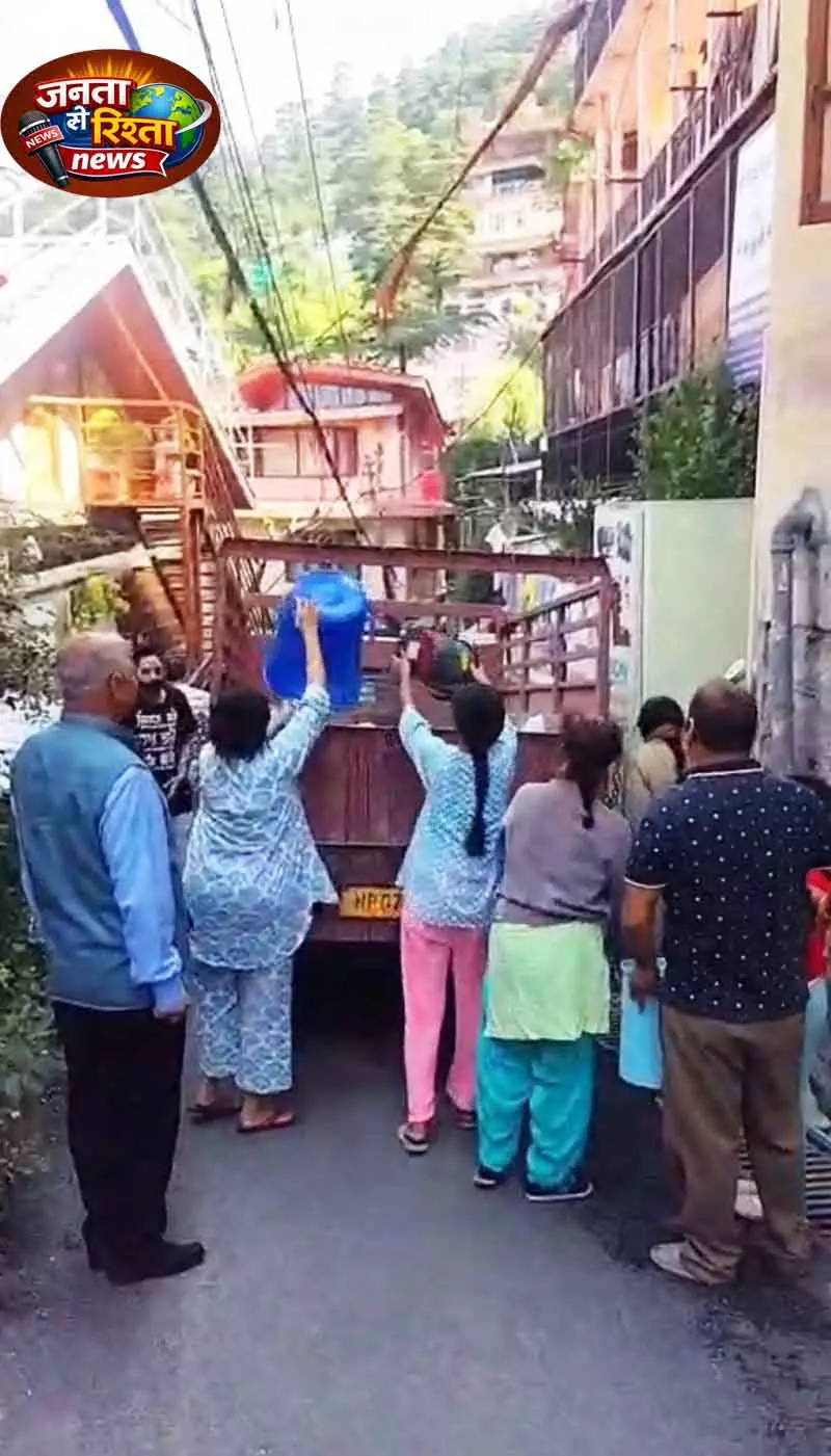 हड़ताल के बाद Shimla में गंदगी, मेयर ने उठाया सफाई का कदम हड़ताल के बाद Shimla में गंदगी, मेयर ने उठाया सफाई का कदम