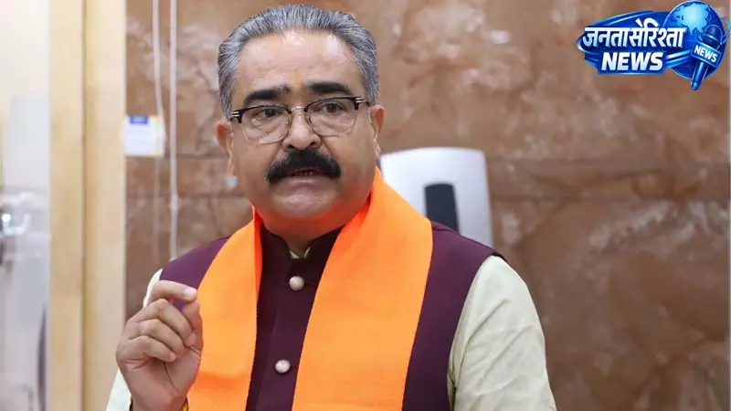 धर्मशाला के विकास का ढोंग कर रही है कांग्रेस सरकार: बिक्रम ठाकुर धर्मशाला के विकास का ढोंग कर रही है कांग्रेस सरकार: बिक्रम ठाकुर