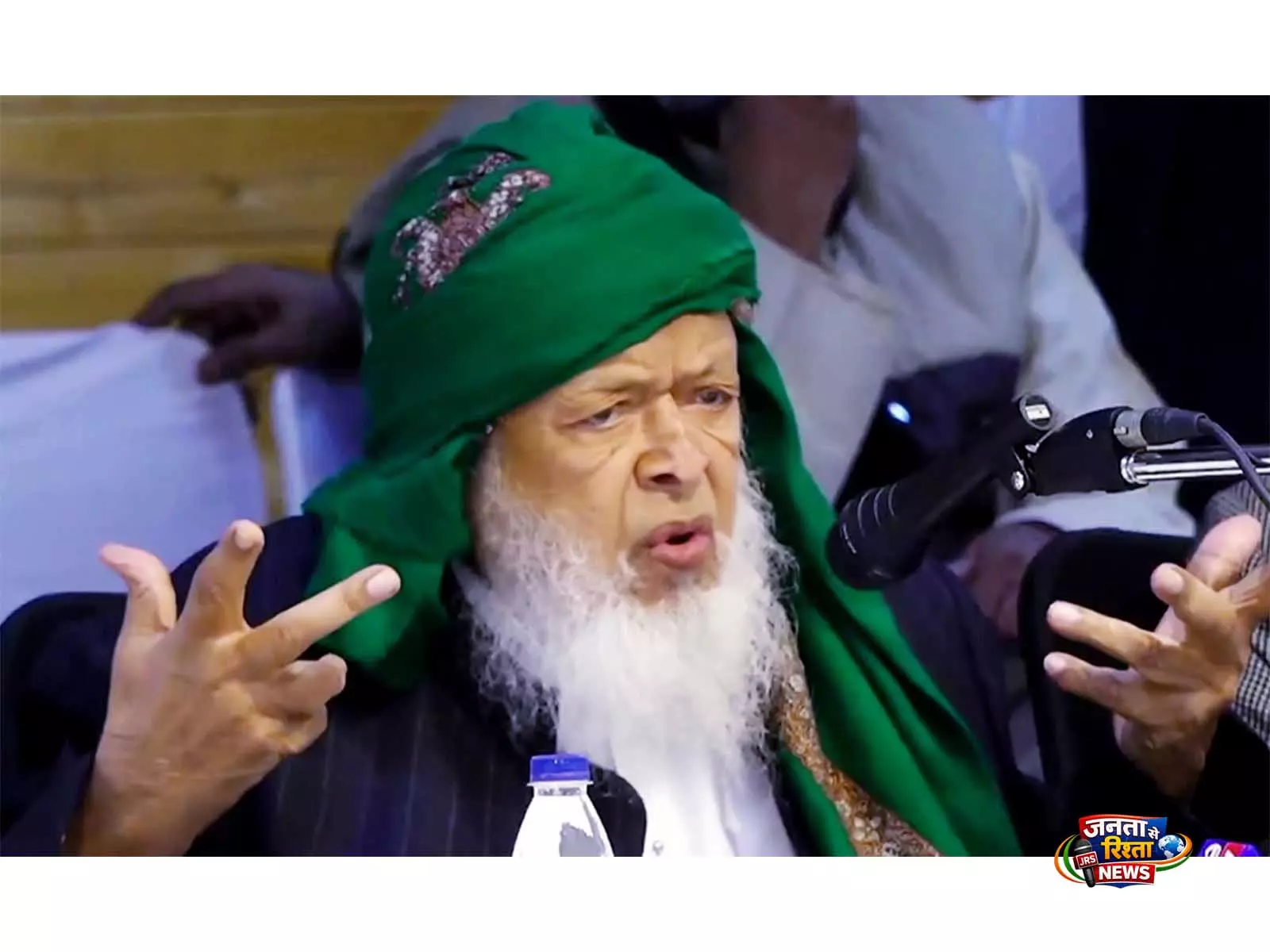 Arshad Madani ने नागरिकों से सांप्रदायिक ताकतों के खिलाफ एकजुट होने की अपील की Arshad Madani ने नागरिकों से सांप्रदायिक ताकतों के खिलाफ एकजुट होने की अपील की