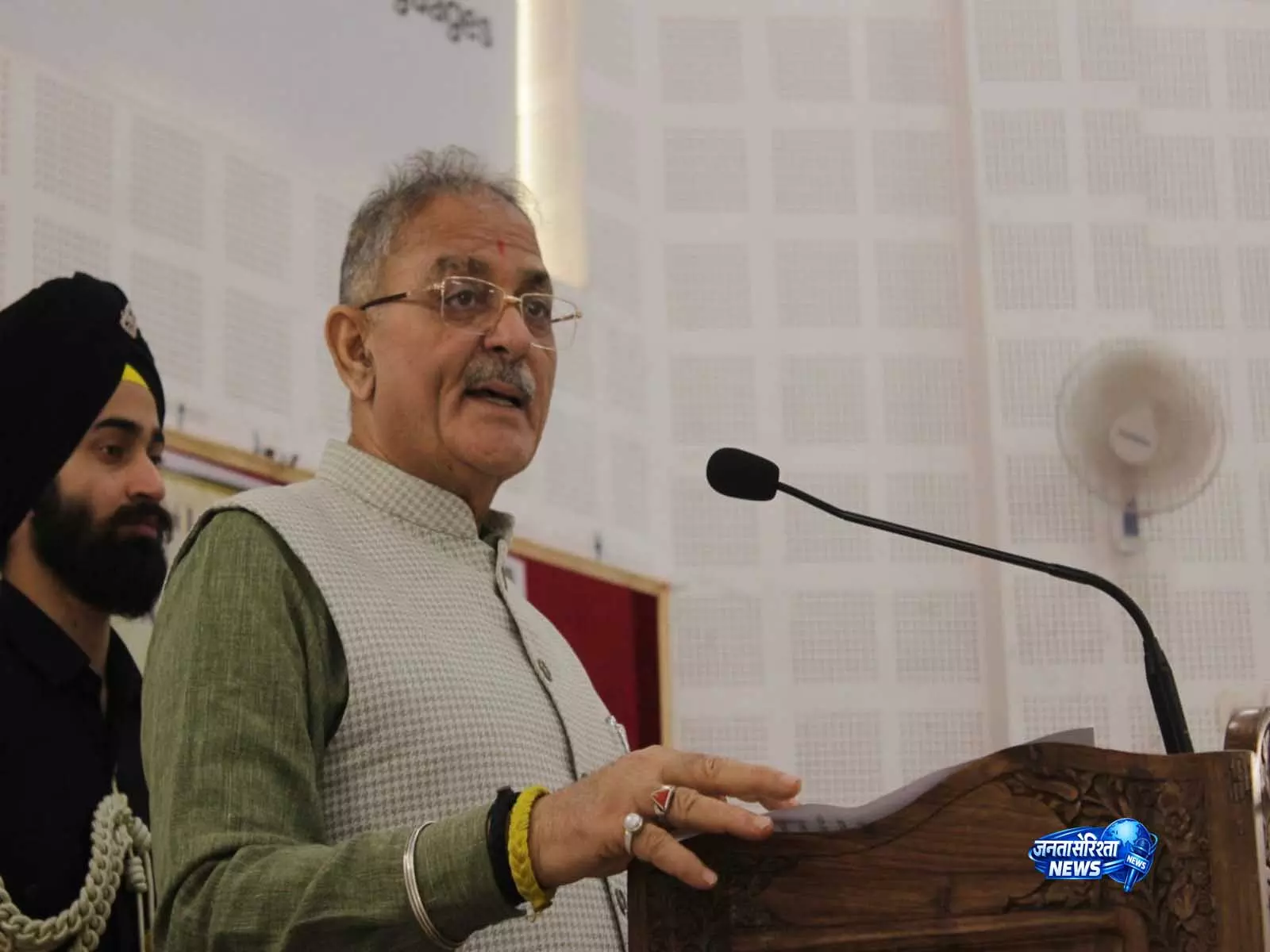 Himachal के राज्यपाल कविंदर गुप्ता ने दिवंगत चंदन नेगी द्वारा रचित डोगरी-पंजाबी शब्दकोश जारी किया Himachal के राज्यपाल कविंदर गुप्ता ने दिवंगत चंदन नेगी द्वारा रचित डोगरी-पंजाबी शब्दकोश जारी किया