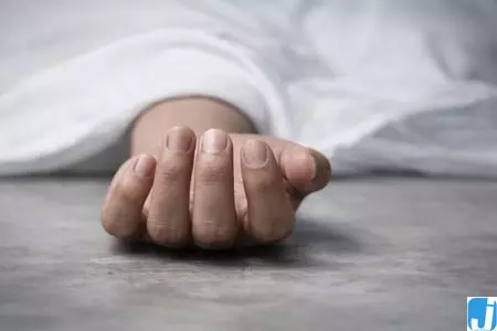 शादी का प्रस्ताव ठुकराने पर महिला पर हमला, भीड़ की पिटाई से आरोपी की मौत शादी का प्रस्ताव ठुकराने पर महिला पर हमला, भीड़ की पिटाई से आरोपी की मौत