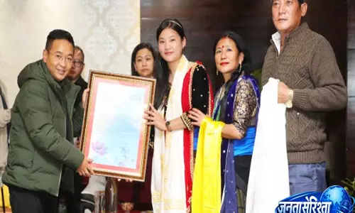 Soreng: पांच भाइयों ने एकता का विमोचन, मनिता प्रधान को पहला केदार-थलरूपा मेमोरियल अवॉर्ड Soreng: पांच भाइयों ने एकता का विमोचन, मनिता प्रधान को पहला केदार-थलरूपा मेमोरियल अवॉर्ड
