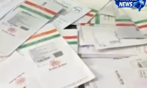 Bidhannagar: BJP नेता का दावा—TMC ऑफिस में 100 से अधिक आधार और वोटर कार्ड