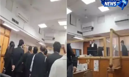 Delhi: रोहिणी कोर्ट में जज और वकील के बीच कथित तीखी बहस का वीडियो वायरल Delhi: रोहिणी कोर्ट में जज और वकील के बीच कथित तीखी बहस का वीडियो वायरल