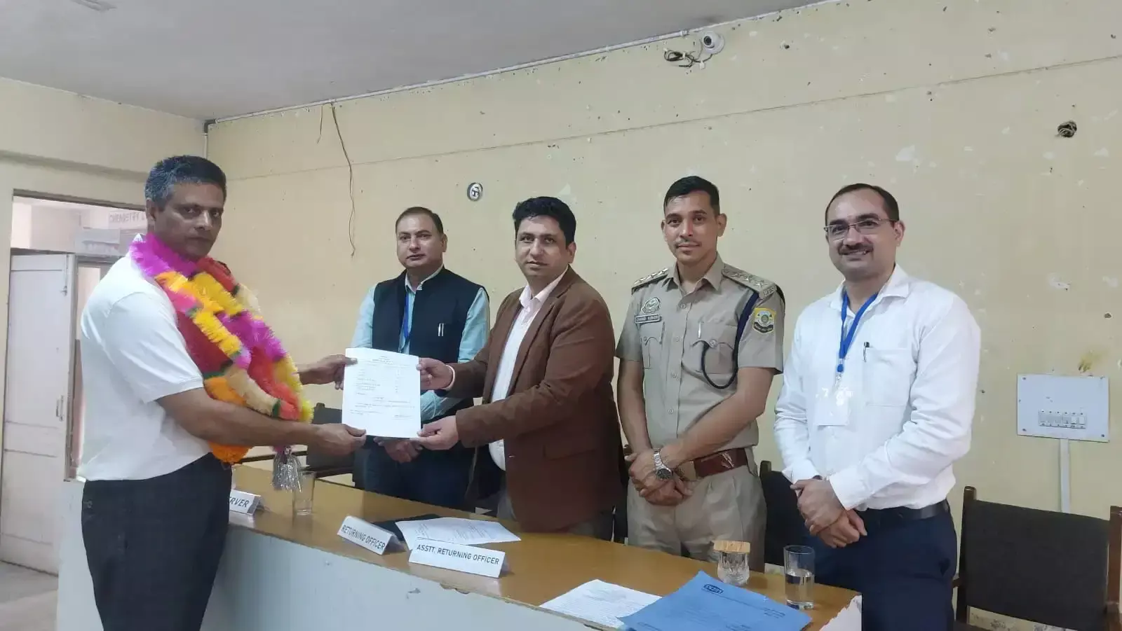Mandi: करसोग में नगर पंचायत चुनाव संपन्न, परिणाम जारी Mandi: करसोग में नगर पंचायत चुनाव संपन्न, परिणाम जारी