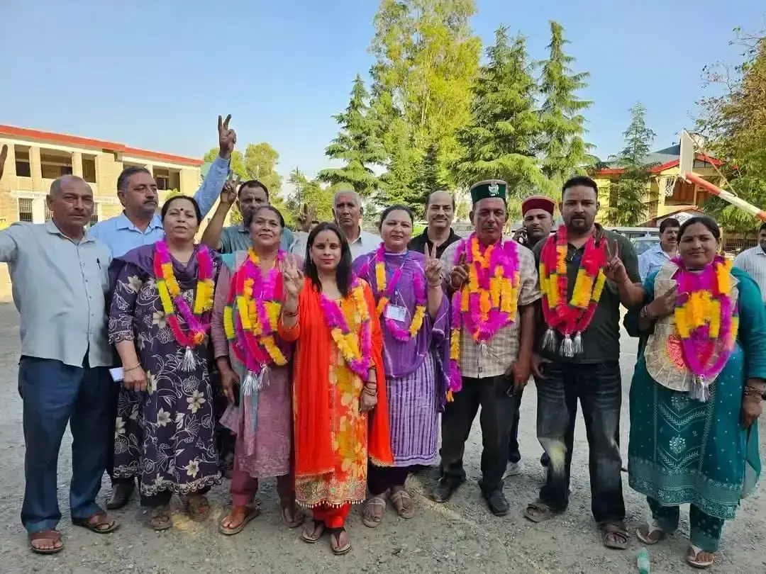Mandi: नगर पंचायत रिवालसर में कांग्रेस समर्थित दल का प्रभाव Mandi: नगर पंचायत रिवालसर में कांग्रेस समर्थित दल का प्रभाव