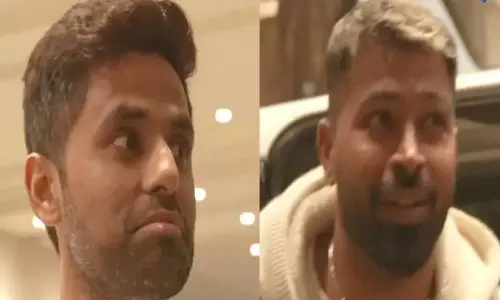 IPL 2026: हार्दिक पांड्या मुंबई टीम के साथ कोलकाता, कप्तान के तौर पर वापसी? IPL 2026: हार्दिक पांड्या मुंबई टीम के साथ कोलकाता, कप्तान के तौर पर वापसी?
