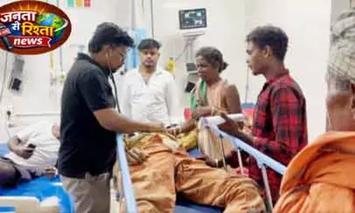 Malkangiri में फ्यूल खत्म होने से अस्पताल जाते समय व्यक्ति की मौत Malkangiri में फ्यूल खत्म होने से अस्पताल जाते समय व्यक्ति की मौत