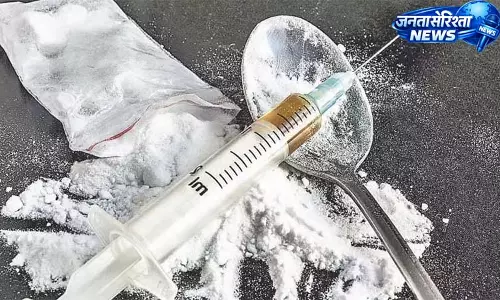चिट्टा तस्करी पर बड़ी कार्रवाई, 21 ग्राम हेरोइन के साथ 5 गिरफ्तार चिट्टा तस्करी पर बड़ी कार्रवाई, 21 ग्राम हेरोइन के साथ 5 गिरफ्तार